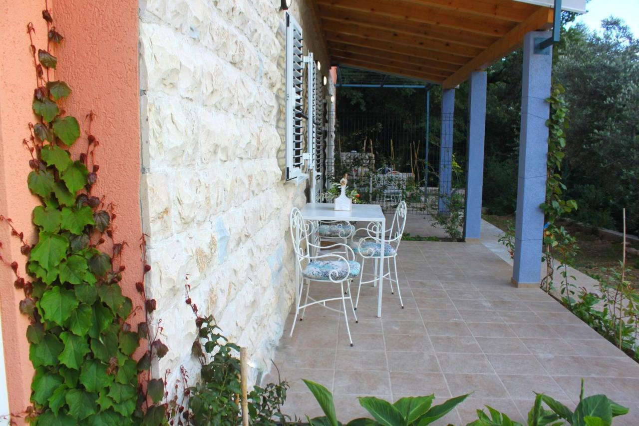 Blue Mediterranean Apartments Sveti Stefan Exterior photo