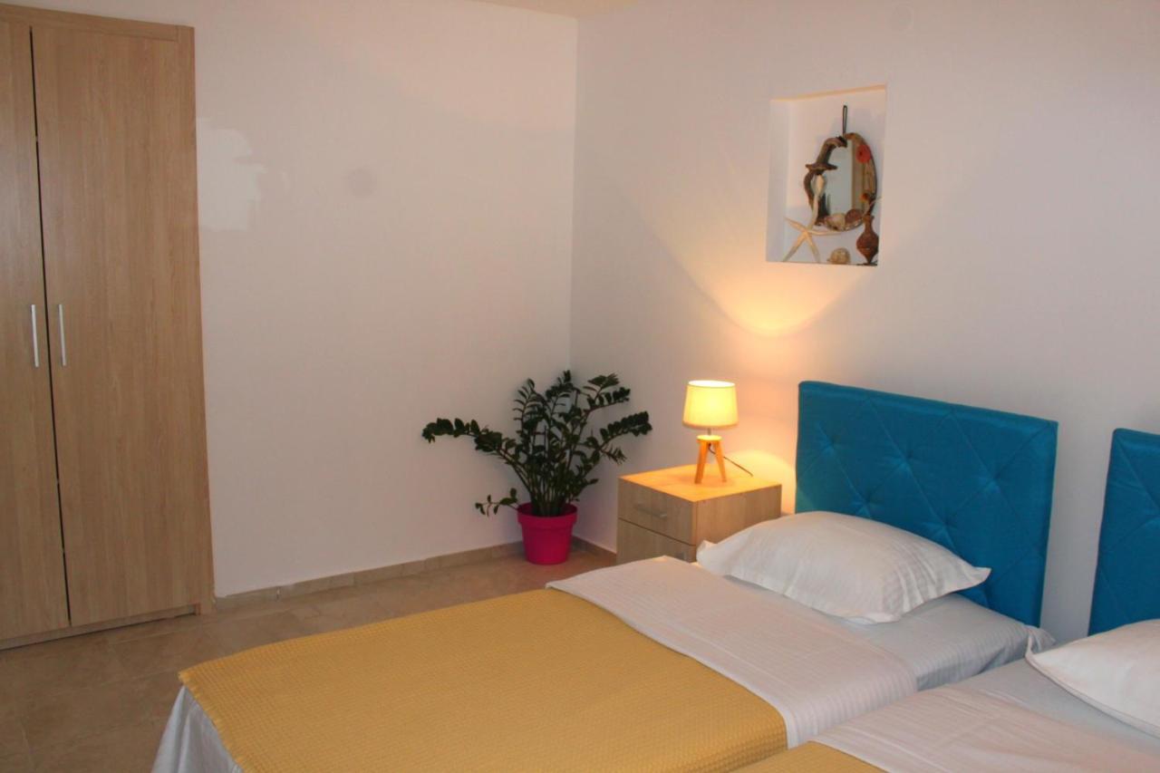 Blue Mediterranean Apartments Sveti Stefan Exterior photo